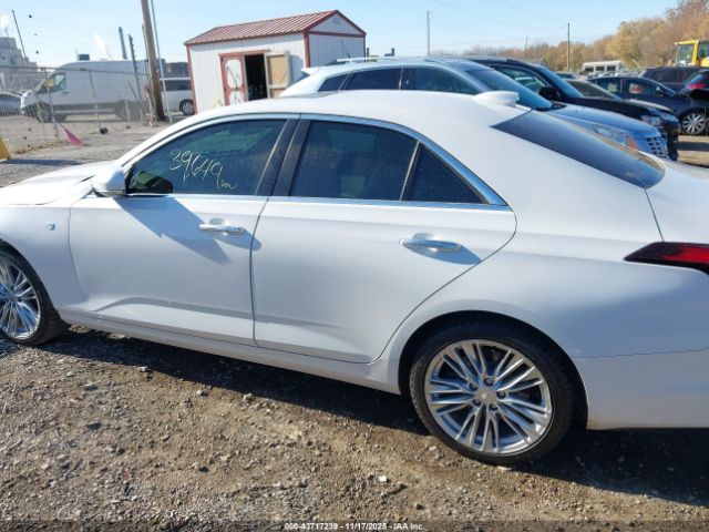 Cadillac CT4 Premium Luxury Image 13