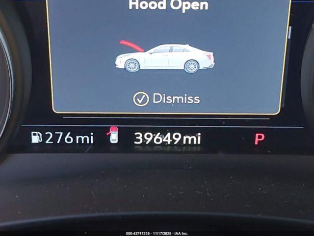 Cadillac CT4 Premium Luxury Image 2