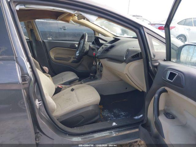 Ford Fiesta Se Image 10