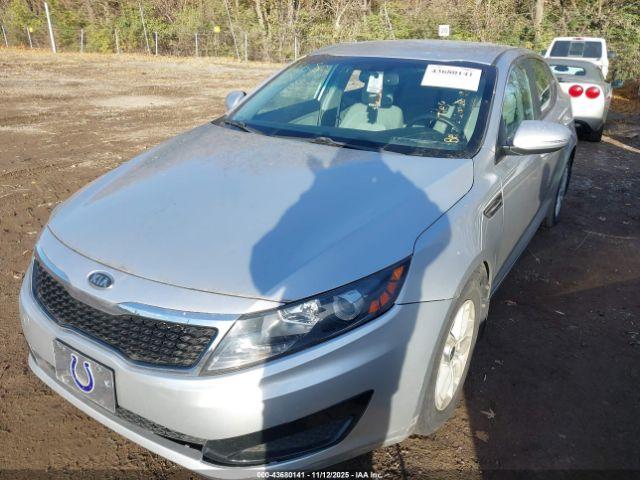 Kia Optima Lx Image 9