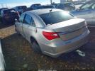 Chrysler 200 Limited Image 3