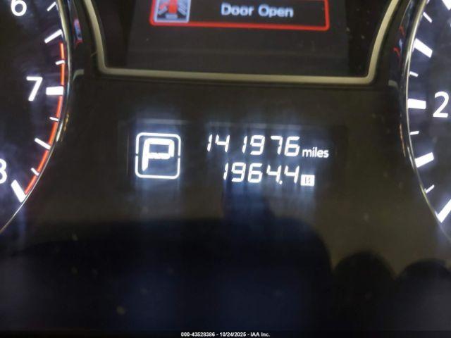 Nissan Pathfinder Sv Image 10