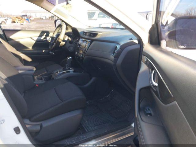 Nissan Rogue Sv Image 8