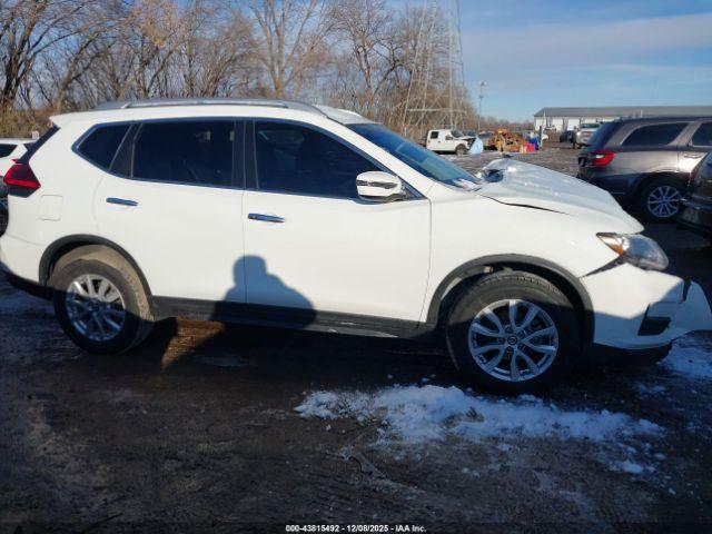 Nissan Rogue Sv Image 13