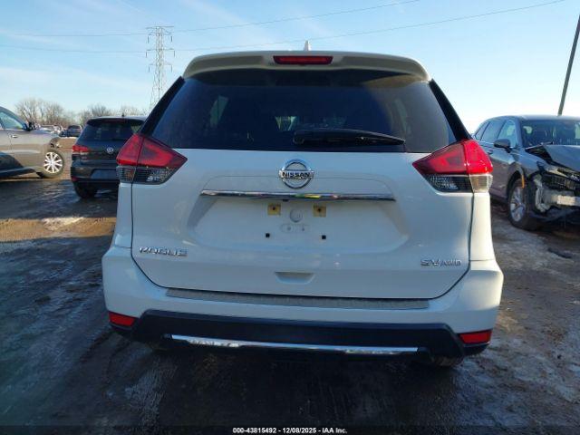 Nissan Rogue Sv Image 7