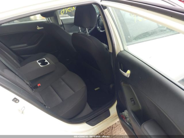 Kia Forte Lx Image 12