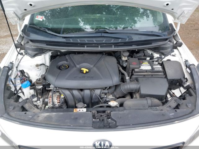 Kia Forte Lx Image 9