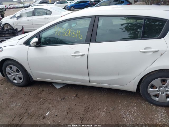 Kia Forte Lx Image 3