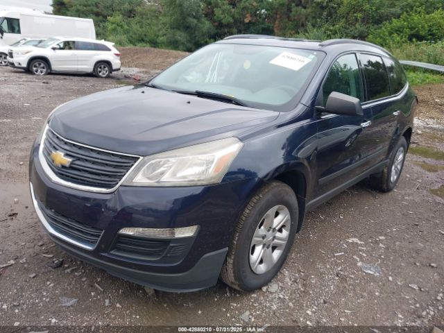 Chevrolet Traverse Ls Image 2