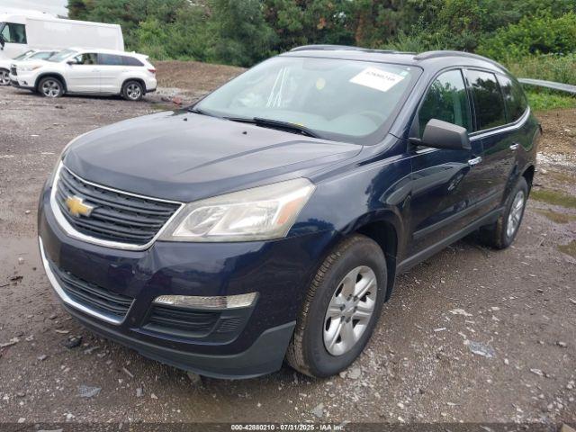 Chevrolet Traverse Ls Image 2