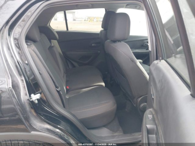 Chevrolet Trax Ls Image 13