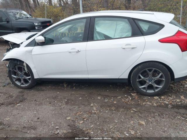 Ford Focus Se Image 16