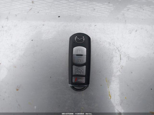 Mazda Mazda3 I Touring Image 9