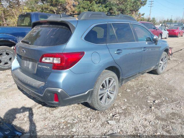 Subaru Outback 2.5i Limited Image 3
