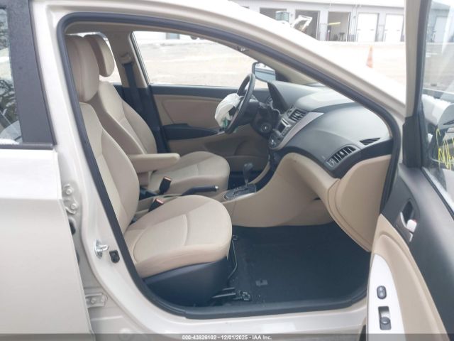 Hyundai ACCENT Se Image 5