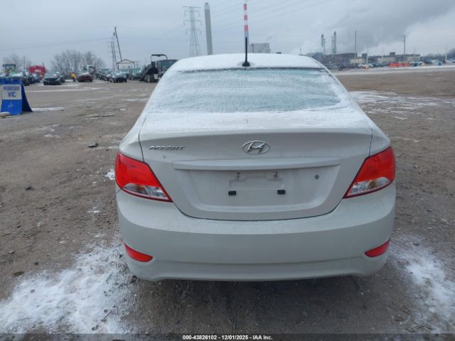 Hyundai ACCENT Se Image 16