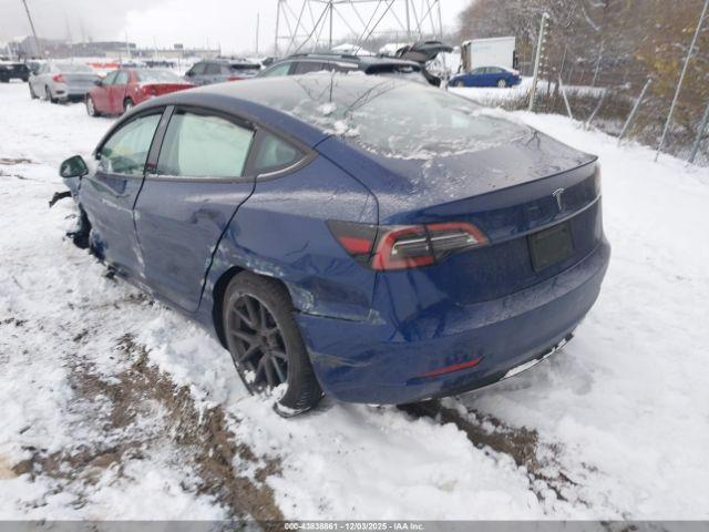 Tesla Model 3 Rear-wheel Drive Image 8
