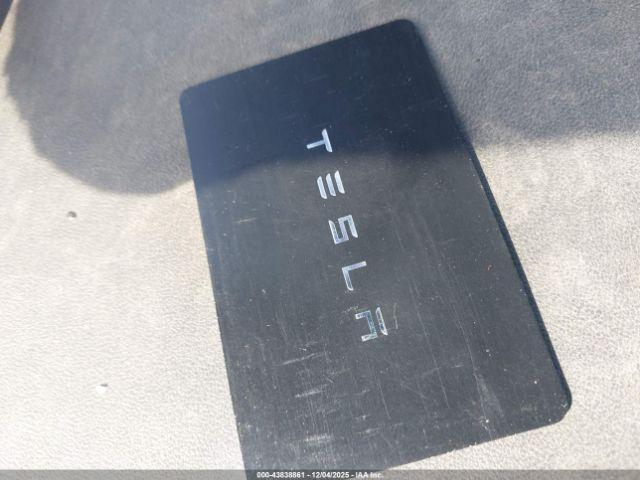 Tesla Model 3 Rear-wheel Drive Image 6