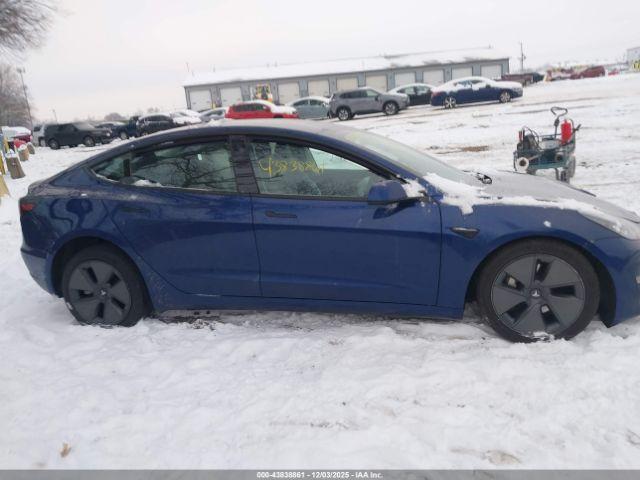 Tesla Model 3 Rear-wheel Drive Image 14