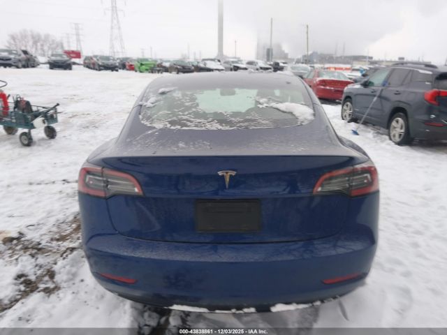 Tesla Model 3 Rear-wheel Drive Image 2