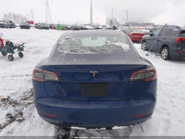 Tesla Model 3 Rear-wheel Drive Image 2