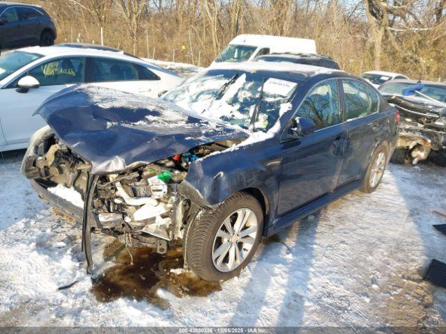 Subaru Legacy 2.5i Premium Image 2