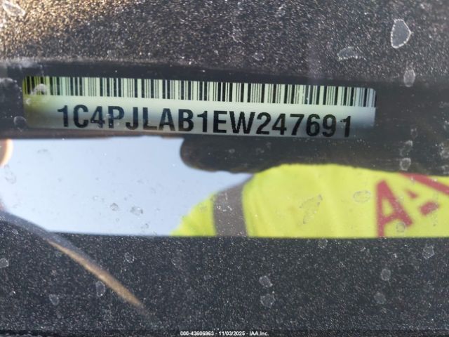 Jeep Cherokee Sport Image 3