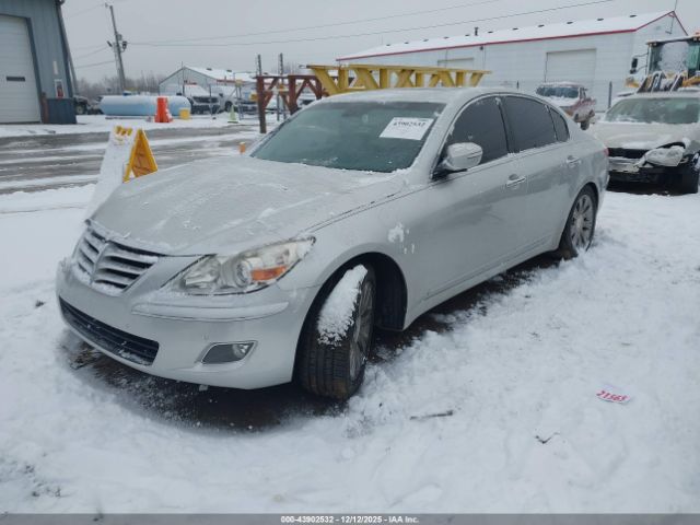 Hyundai Genesis 3.8 Image 2