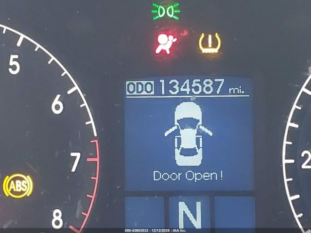 Hyundai Genesis 3.8 Image 15