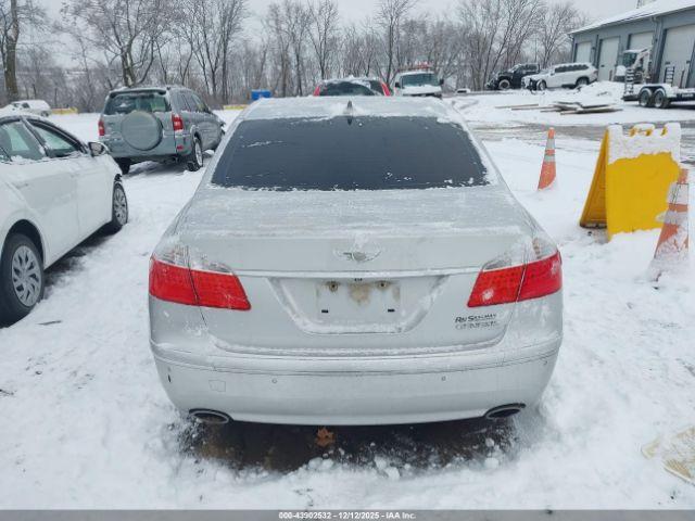 Hyundai Genesis 3.8 Image 16