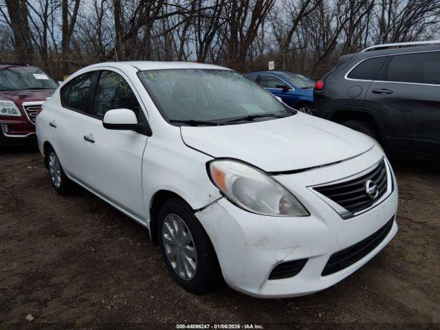  Salvage Nissan Versa