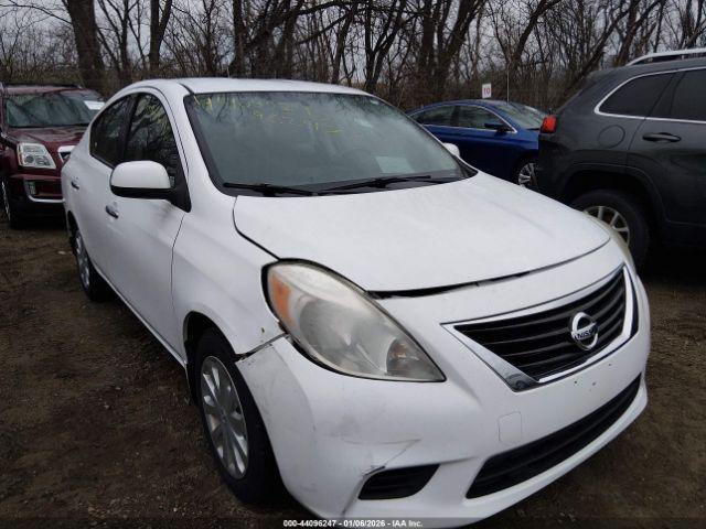 Nissan Versa 1.6 Sv Image 5
