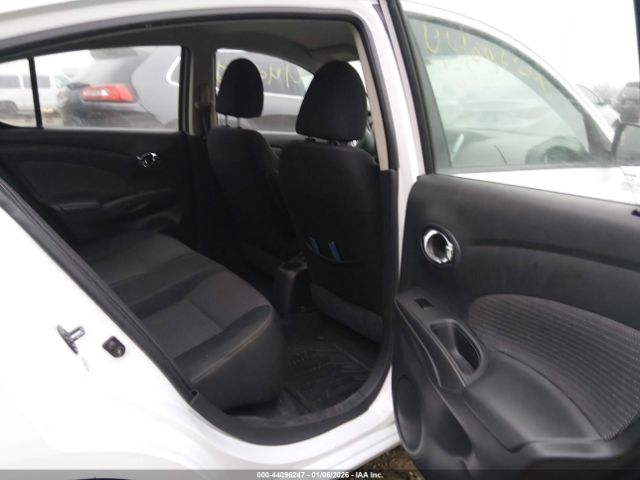 Nissan Versa 1.6 Sv Image 8