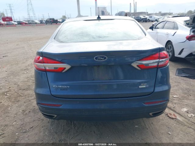 Ford Fusion Se Image 12