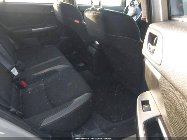 Subaru Crosstrek 2.0i Premium Image 8