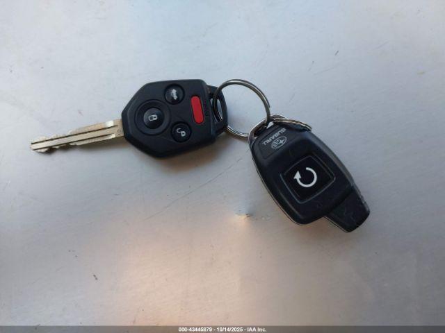 Subaru Crosstrek 2.0i Premium Image 10