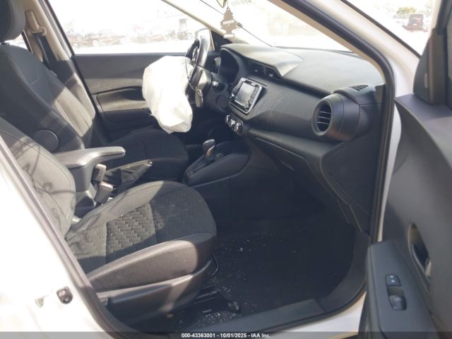 Nissan Kicks S Xtronic Cvt Image 7