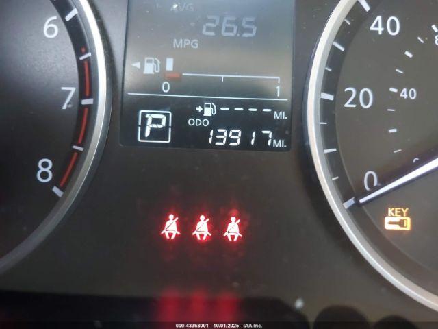 Nissan Kicks S Xtronic Cvt Image 2