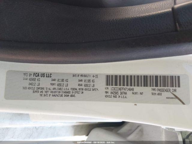 Chrysler 200 Limited Image 16