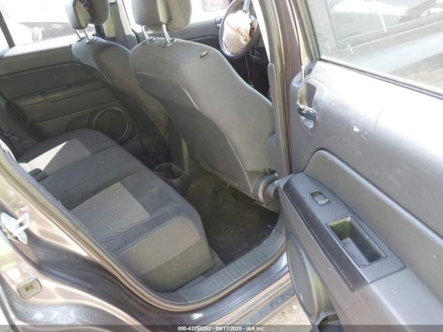 Jeep Patriot Sport Image 16