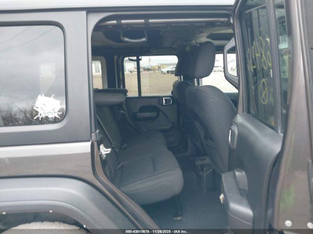 Jeep Wrangler Sport Altitude 4x4 Image 2