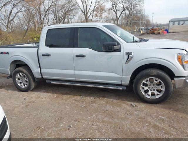 Ford F-150 Xlt Image 16