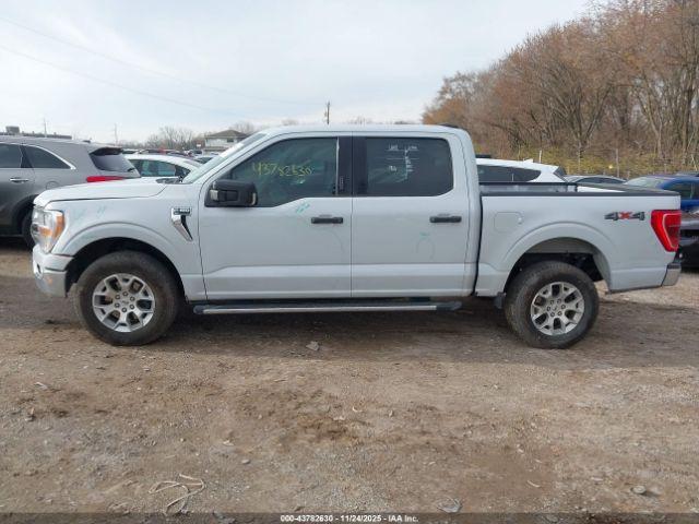 Ford F-150 Xlt Image 13