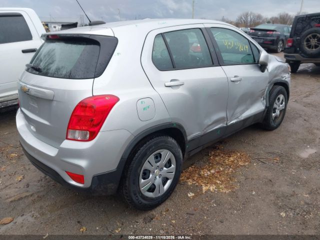 Chevrolet Trax Ls Image 11