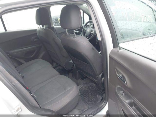 Chevrolet Trax Ls Image 10