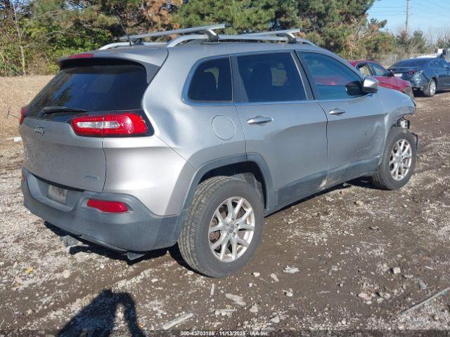 Jeep Cherokee Latitude Image 4