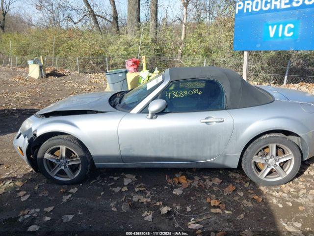 Mazda Mx-5 Image 9