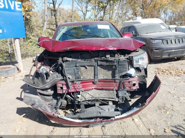 GMC Acadia Denali Image 13