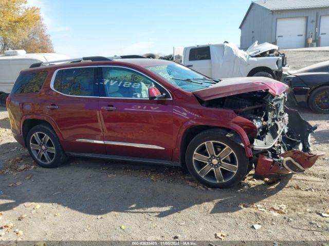 GMC Acadia Denali Image 15