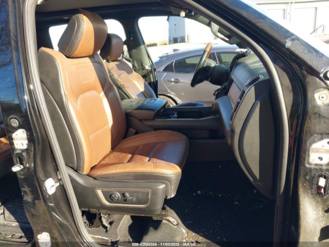 Ram 1500 Longhorn  4x4 5'7 Box Image 9